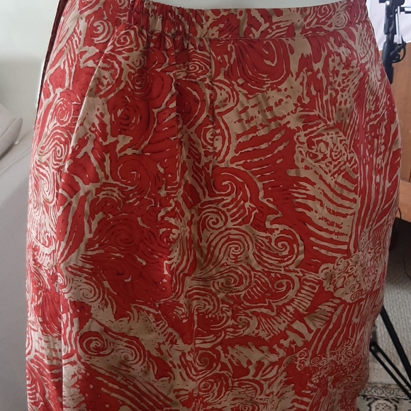 Wrap Silk skirt by nygard - Picture 2 of 6